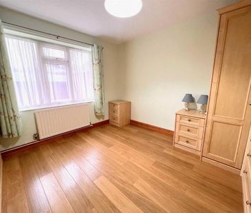 2 bedroom detached bungalow to rent - Photo 5