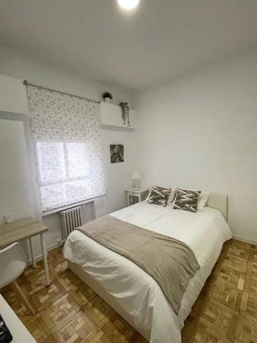 Calle de Bravo Murillo, Madrid, Community of Madrid 28020 - Photo 4