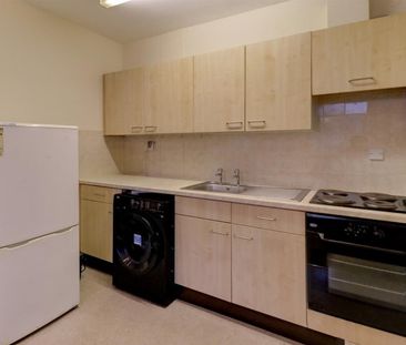 1 BED Flat To rent - Photo 5