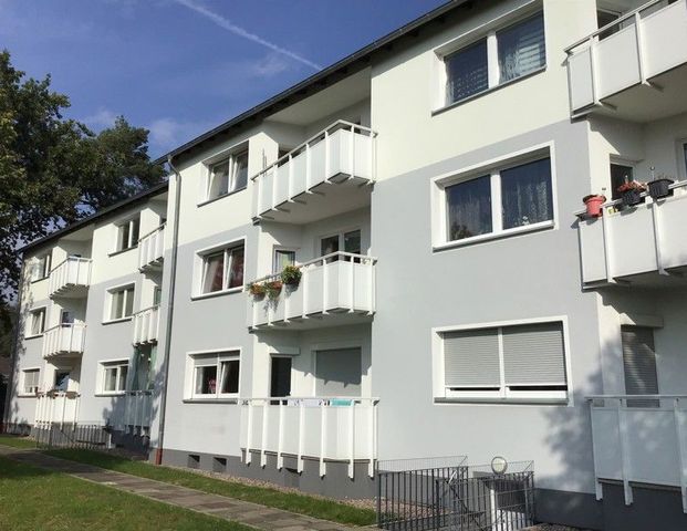 Familienfreundliche 4-Zimmer-Wohnung mit Balkon - Photo 1