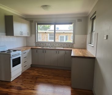 SOUTH TAMWORTH - Two Bedroom Unit - Photo 3