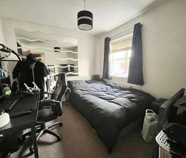 Hutchinson Way, Radcliffe, M26 - Photo 3