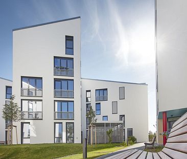Rollstuhlgerecht mit Einbauküche - Smarte Wohnung in Adlershof - Photo 1
