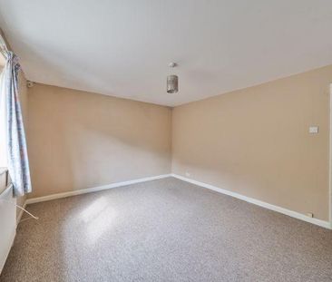 4 bedroom detached house to rent - Photo 6