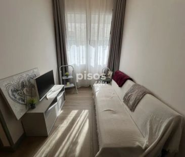 Piso en alquiler en Centro - Photo 1