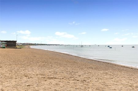 Eastern Esplanade, Southend-on-Sea, Essex, SS1 2UU - Photo 4