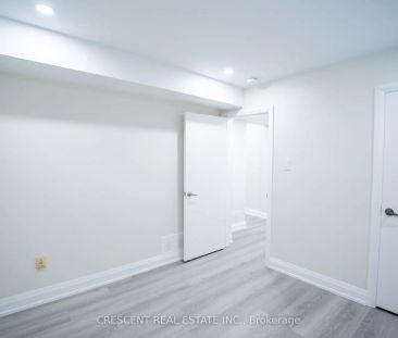 19 Queen Street W #1 - Photo 2