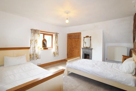 3 bedroom detached house to rent - Photo 3
