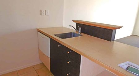 Mayfair Villas 2 bedroom - Photo 2