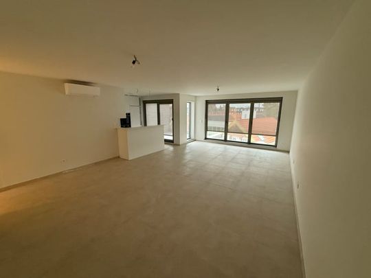 Appartement te huur - Foto 1