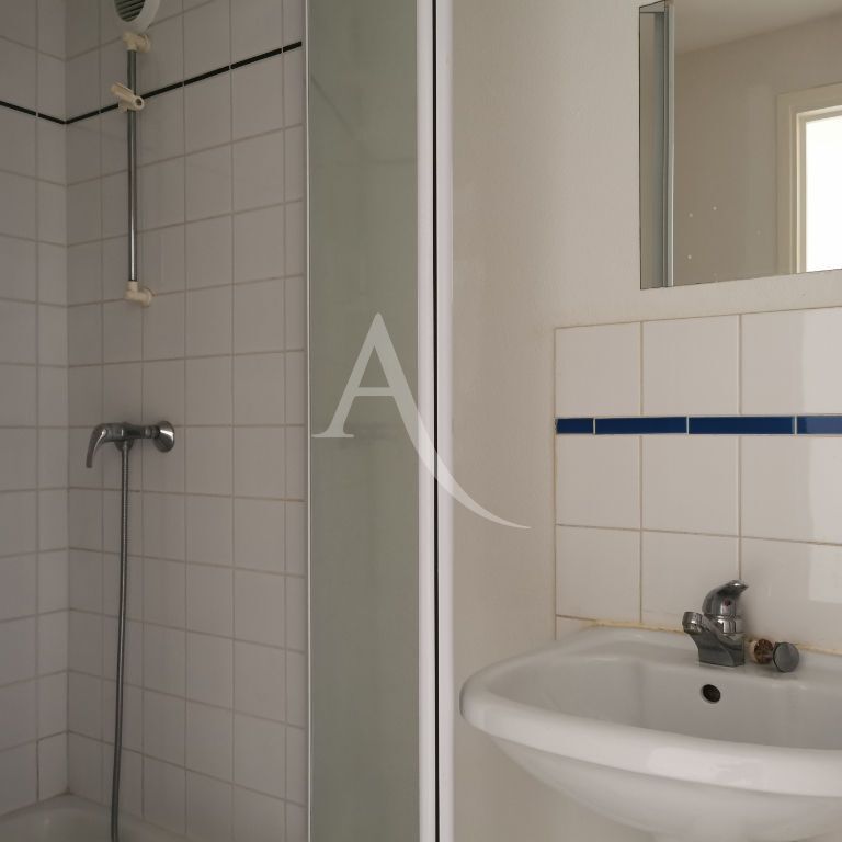 Location Appartement 2 pièces 48m² CHEMILLE EN ANJOU 49120 - Photo 1