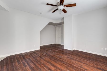 For Lease - 371 Jones Avenue Unit# Main, Toronto, Ontario - Photo 3