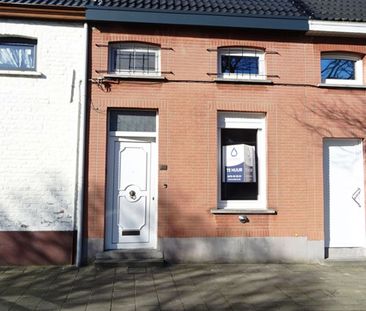 HOFSTADE - Gezellige rijwoning vlakbij de dorpskern. - Foto 1