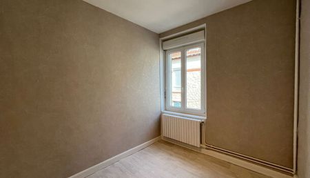 Appartement 3 pièces 44m2 REIMS 535 euros - Photo 4