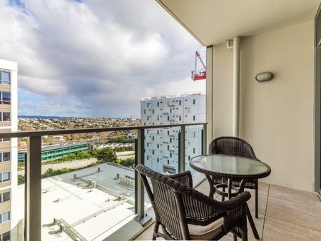 Furnished Two Bedrooms & Two Bathrooms - Photo 5