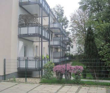 Hier macht wohnen Spaß: ideale 2,5-Zi.-Wohnung mit Ausblick - Photo 3