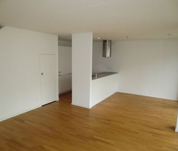 Auf zwei Etagen mit Sitzplatz und Balkon - Foto 5