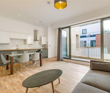 Studio to rent - Photo 2
