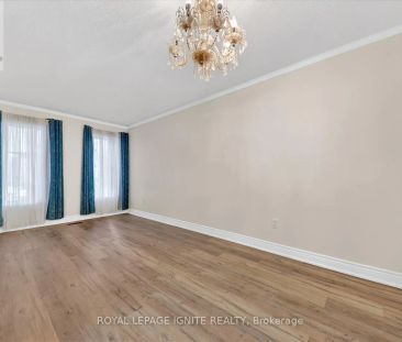 18 GILL CRESCENT - Photo 5