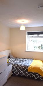 Large Double room-Horfield-Close to Hospital - Photo 3