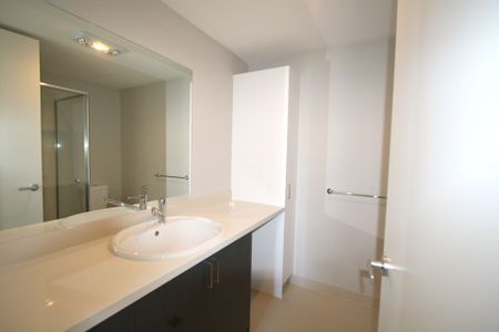 Apartment for Rent - Photo 2