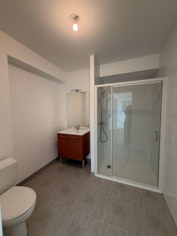 Location Appartement 2 pièces 41m² ST HERBLAIN 44800 - Photo 2