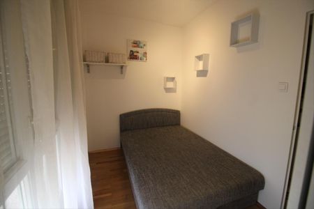 Kiadó felújított panel lakás - Pécs - Fotó 4