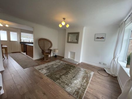 3 bedroom terraced house to rent - Photo 2