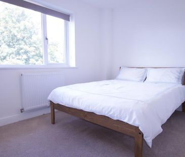 3 bedroom townhouse to rent - Photo 1