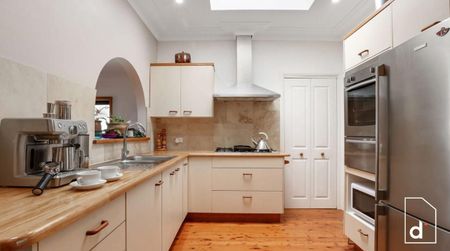 Family Haven In A In Quiet Russell Vale Location - Photo 3