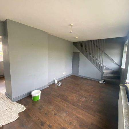 2 bedroom semi-detached house to rent - Photo 5