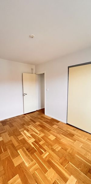 Östra Stallmästaregatan 12 - Photo 1