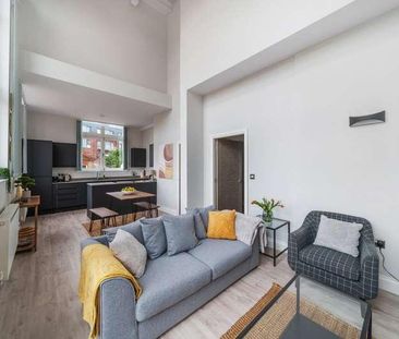 Old Town Hall, Market Square, Staines-upon-thames, Surrey, TW18 - Photo 3