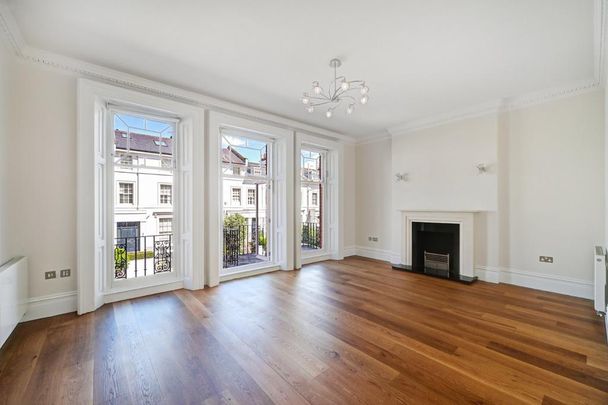 4 bedroom flat to rent - Photo 1