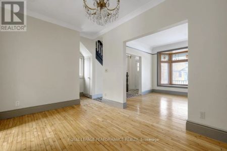 44 QUEEN MARY STREET - Photo 3