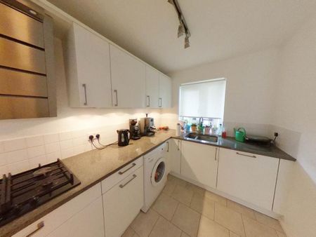 2 bedroom apartment to rent - Photo 2