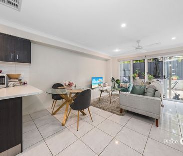 Modern Townhome in well sought Balmoral - Photo 2