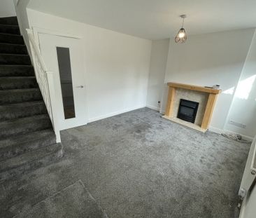 Cloverlands Drive, Staincross - Photo 3