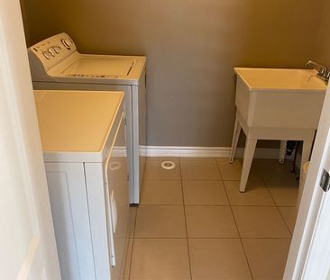 For Lease - 22 Boadway Crescent, Whitchurch-Stouffville, Ontario - Photo 2