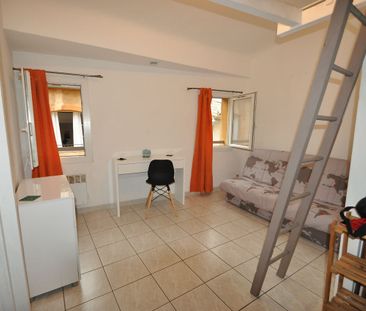 AIX EN PROVENCE - A LOUER - STUDIO MEUBLE PROCHE MAIRIE - Photo 4