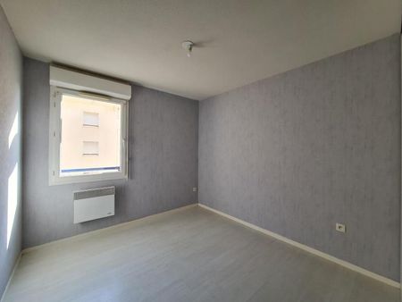 Location Appartement 4 pièces 81m² LE HAVRE 76600 - Photo 5