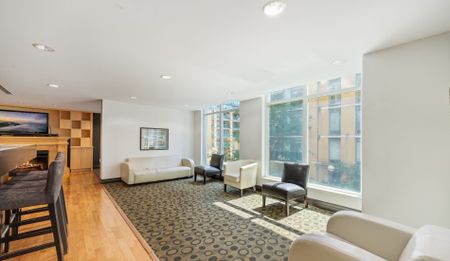 For Lease - 8 Scollard Street Unit# 1205, Toronto, Ontario - Photo 2