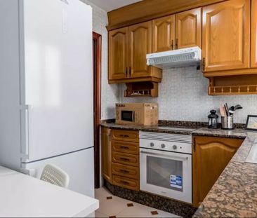 Avinguda del General Avilés, Valencia, Valencian Community 46015 - Photo 6