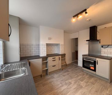 Victoria Crescent - Photo 5