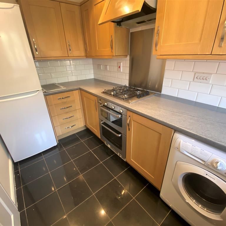 Nightingale Close, Birmingham, Edgbaston - Photo 1