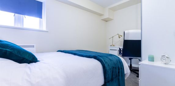 Charltons Bonds, City Centre - Photo 2