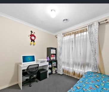 Spacious 4 Bedroom Home In Arcadia Estate. - Photo 4