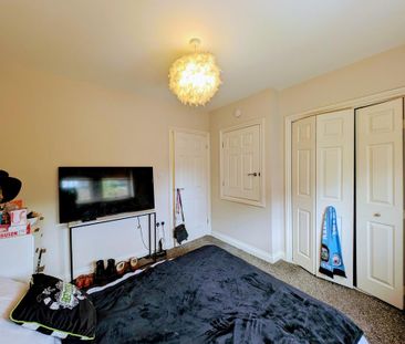 2 bedroom terraced house to rent - Photo 4