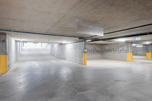 2800 Thimens, Montréal, QC - Photo 1