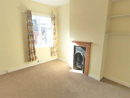 Ipswich Street, Bury St. Edmunds - Photo 2